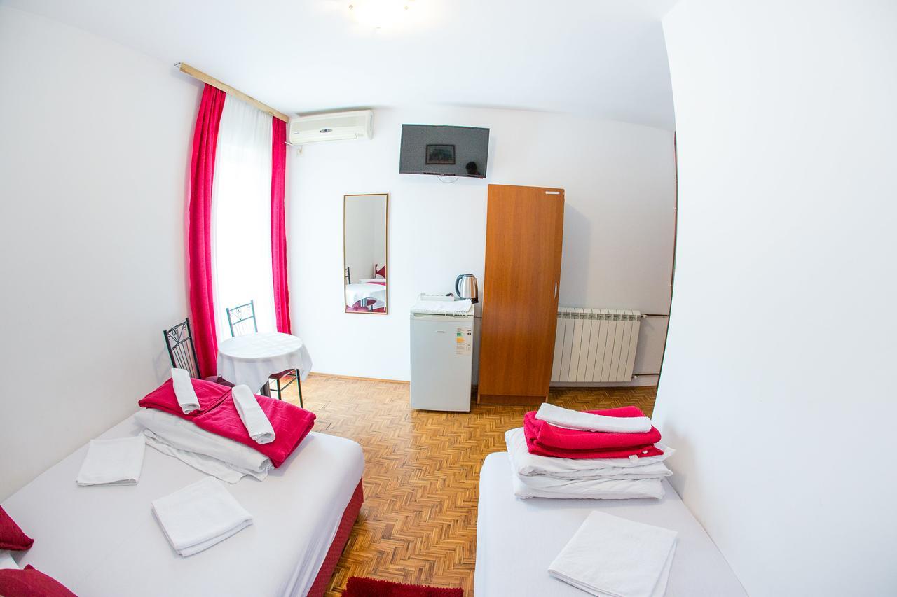 Guest House Vucicevic Budua Esterno foto
